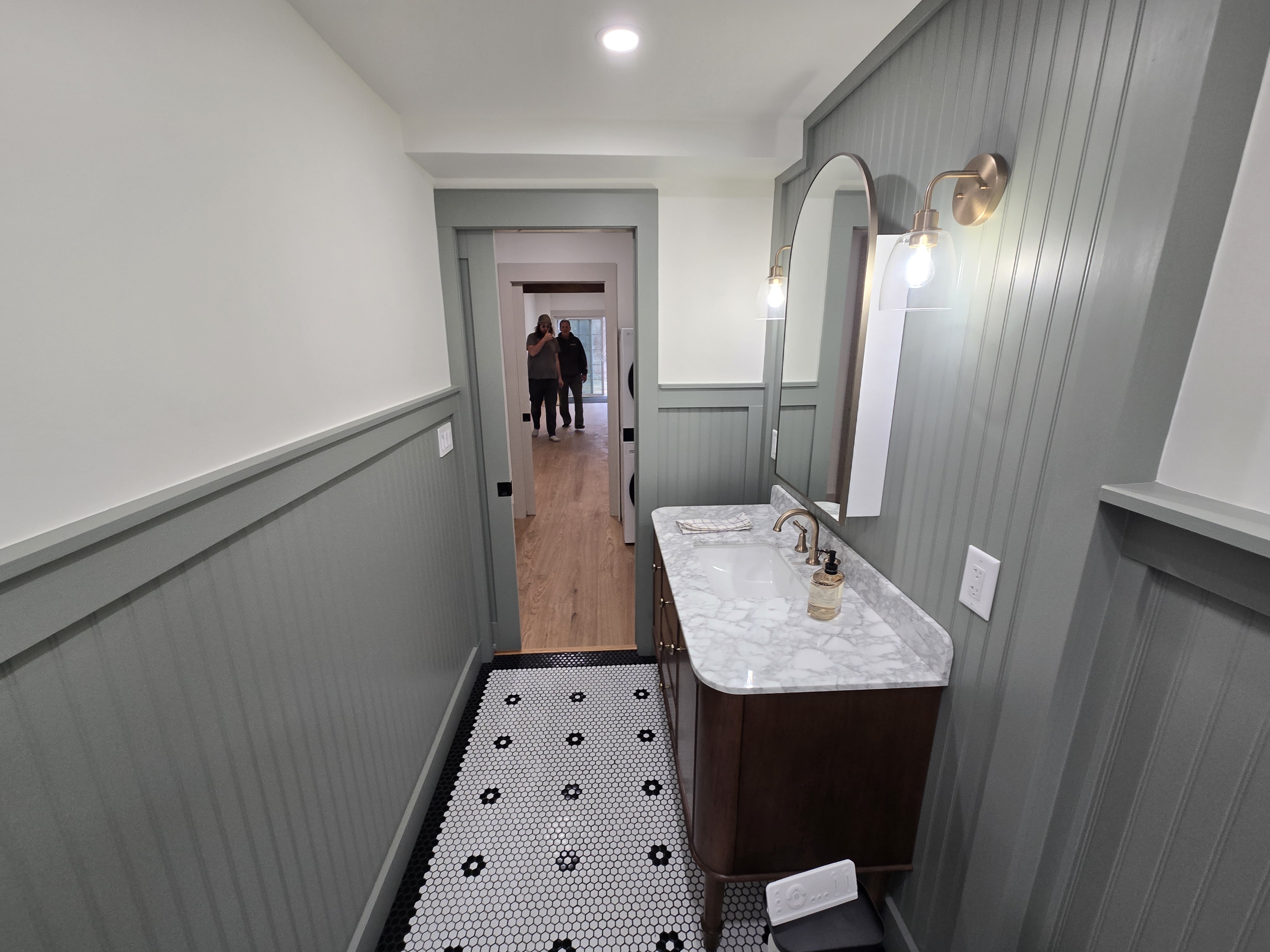 Parent Basement and Bath